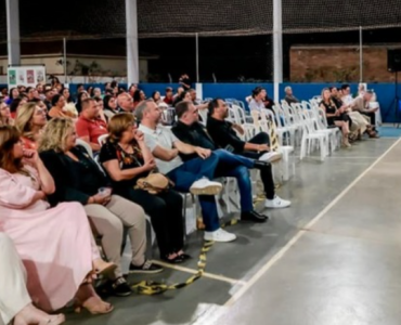 Governo de Minas investe em escola e agricultura no Sul do estado