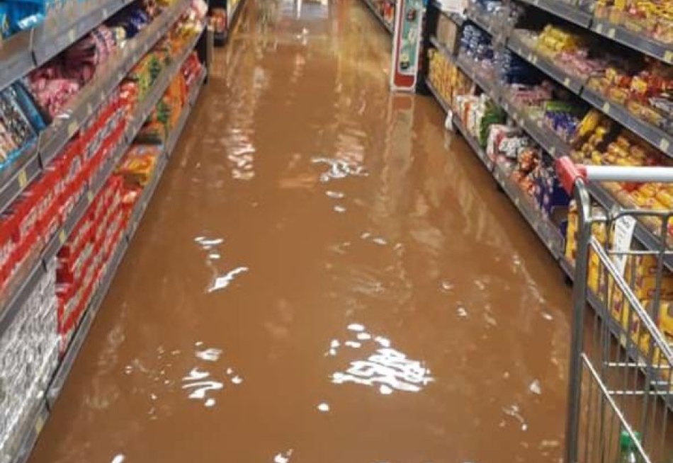 Chuva na tarde desta terça-feira volta a causar transtornos para a população de Pará de Minas