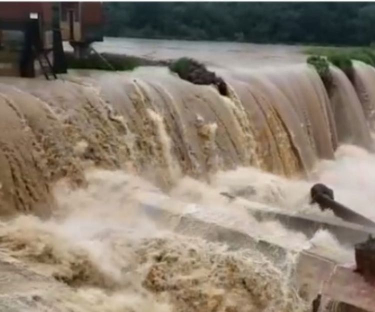 Santanense emite comunicado oficial e afirma que barragem de Carioca permanece estável e sem rompimento
