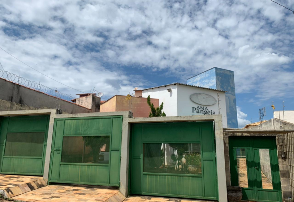 Ong ambiental faz campanha para conscientizar a população sobre a forma correta do acondicionamento dos lixos contendo materiais de uso contra a Covid-19