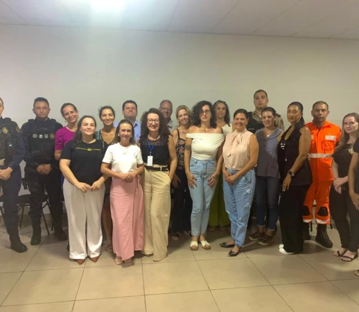 Rede de proteção à mulher é fortalecida em Nova Serrana com atuação integrada entre órgãos