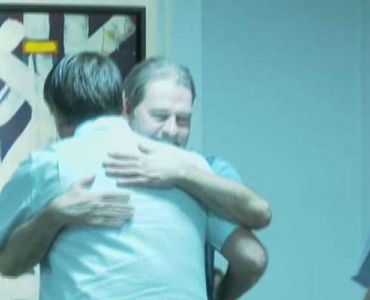 Após abraço em Toffoli, presidente Bolsonaro é chamado de "traidor"